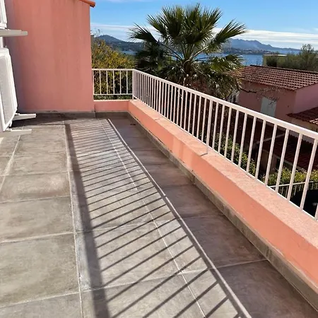 Maison Climatisee Vue Mer Piscine Privee Plage Holiday home Bandol